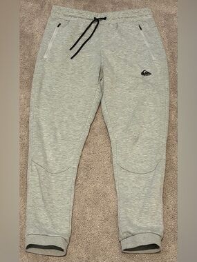 Quiksilver Dry Flight Men’s Gray Joggers Sweatpants Size Medium